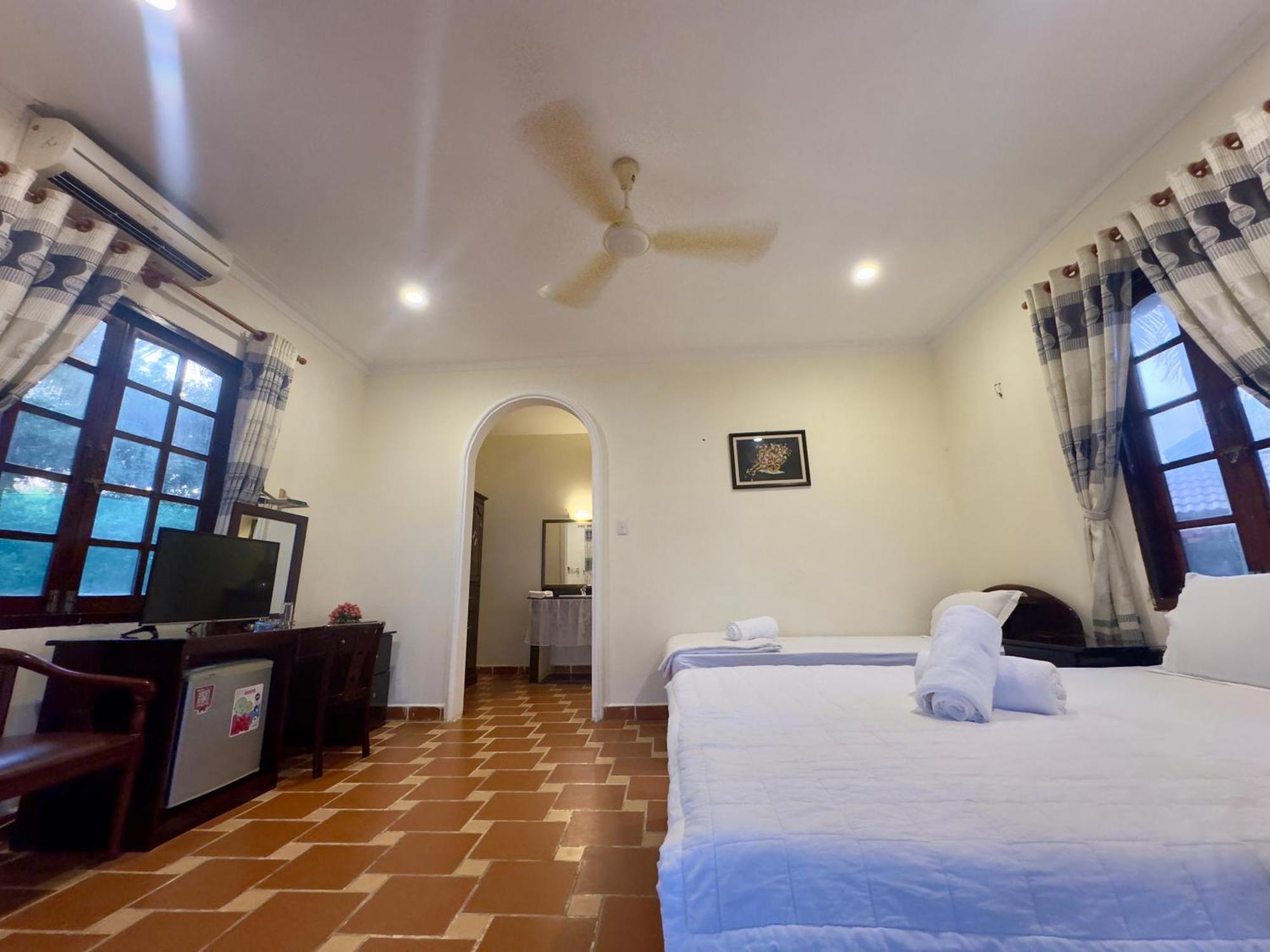 Blue Sailing Resort - Canh Buom Xanh Xom Tram Exterior photo